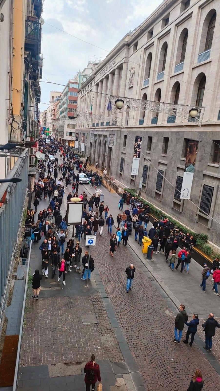 Toledo 292 Luxury House Apartment Napoli Ngoại thất bức ảnh