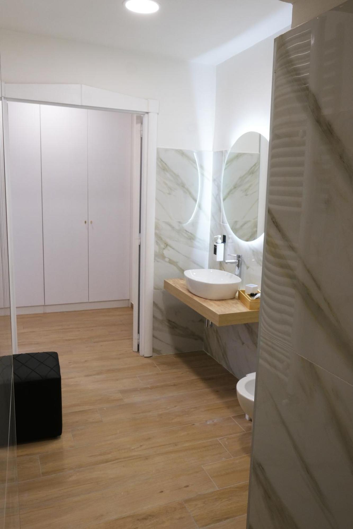 Toledo 292 Luxury House Apartment Napoli Ngoại thất bức ảnh